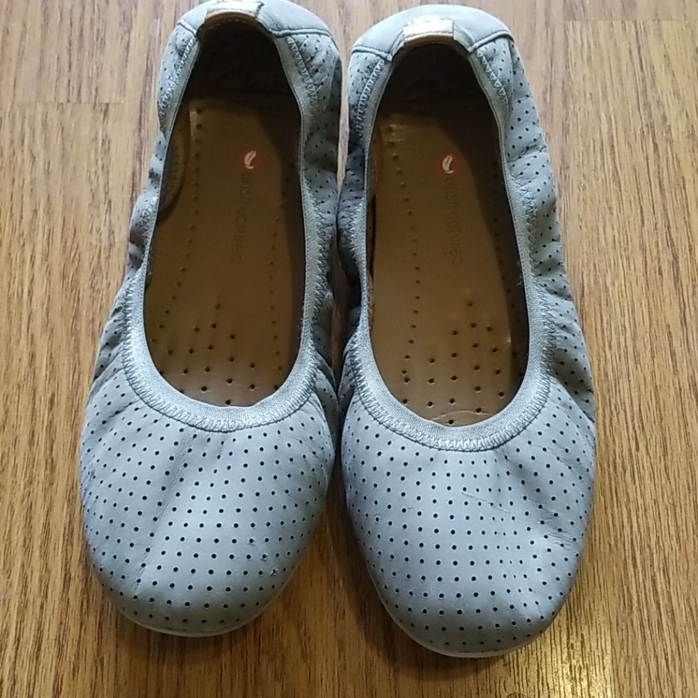 Clark's womans slip on shoes